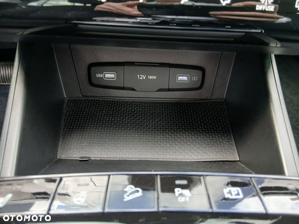 Hyundai Tucson 1.6 T-GDi HEV Smart 2WD - 24