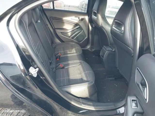 Mercedes Benz A180 W176 Class A BlueEfficiency para peças - 1.6 Diesel - 6