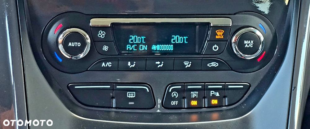 Ford Kuga - 15