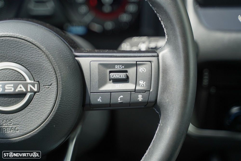 Nissan Qashqai - 25