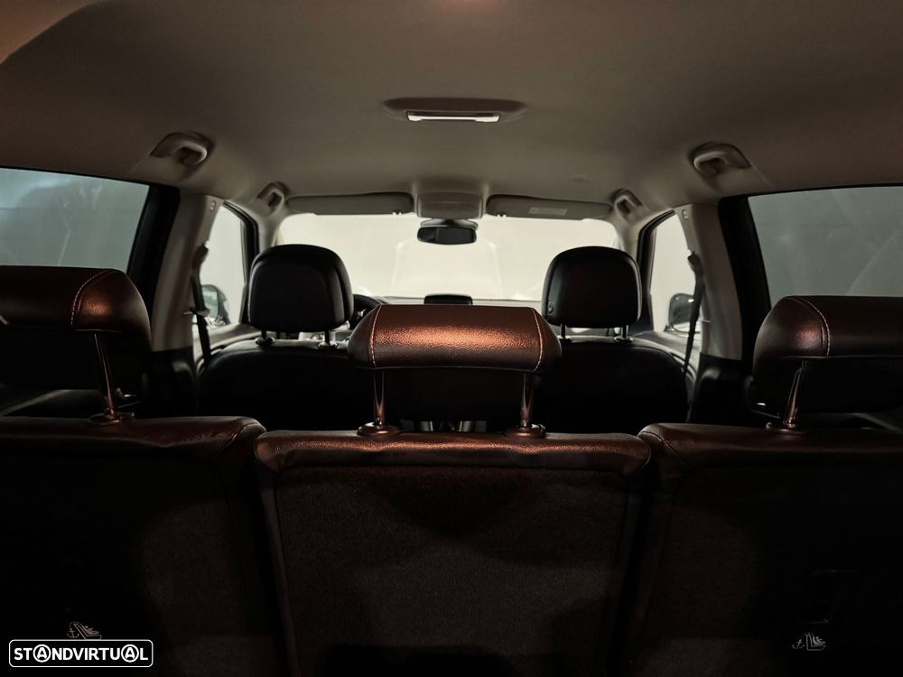 Opel Zafira - 28
