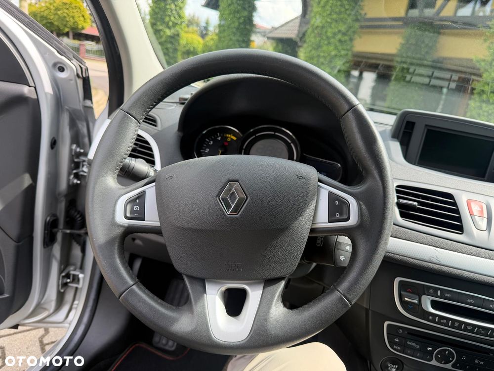 Renault Megane 1.9 dCi Bose Edition - 7