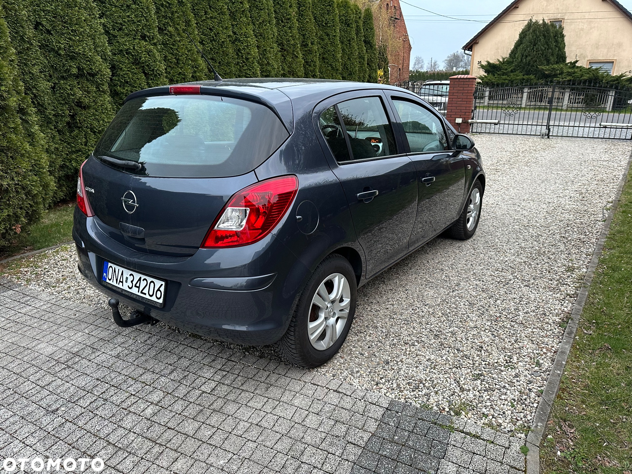 Opel Corsa - 3