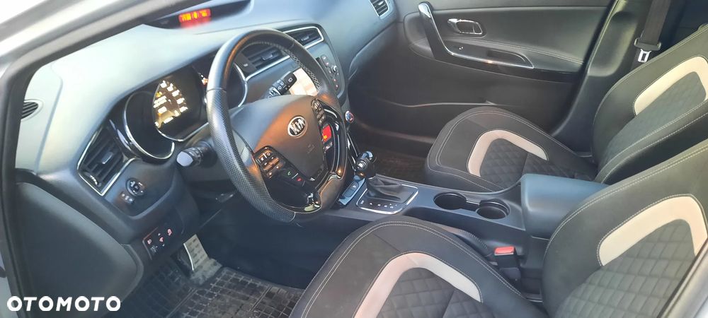 Kia Ceed 1.6 CRDi GT Line DCT - 9