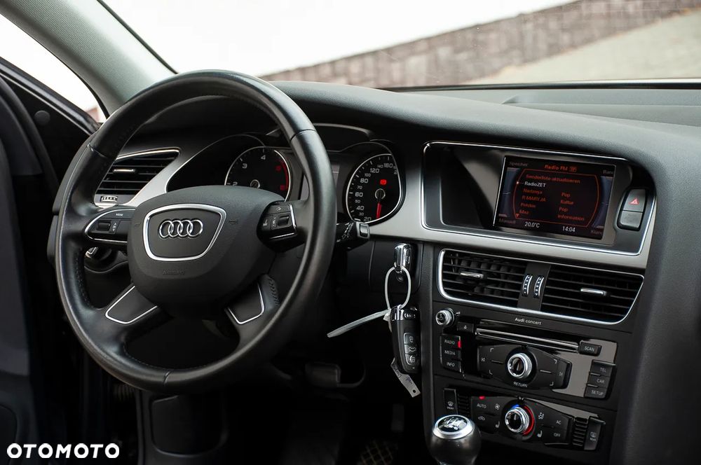 Audi A4 Avant 2.0 TDI DPF clean diesel Ambiente - 28