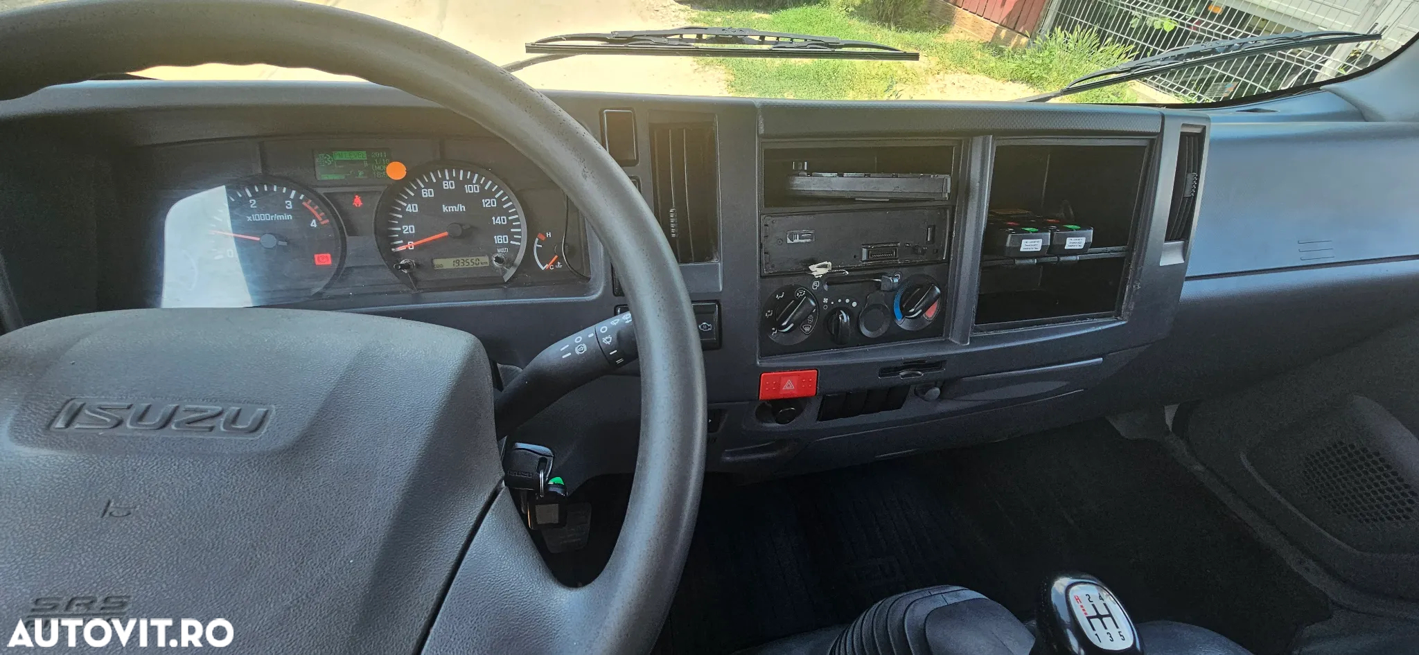 Isuzu Basculabila - 13
