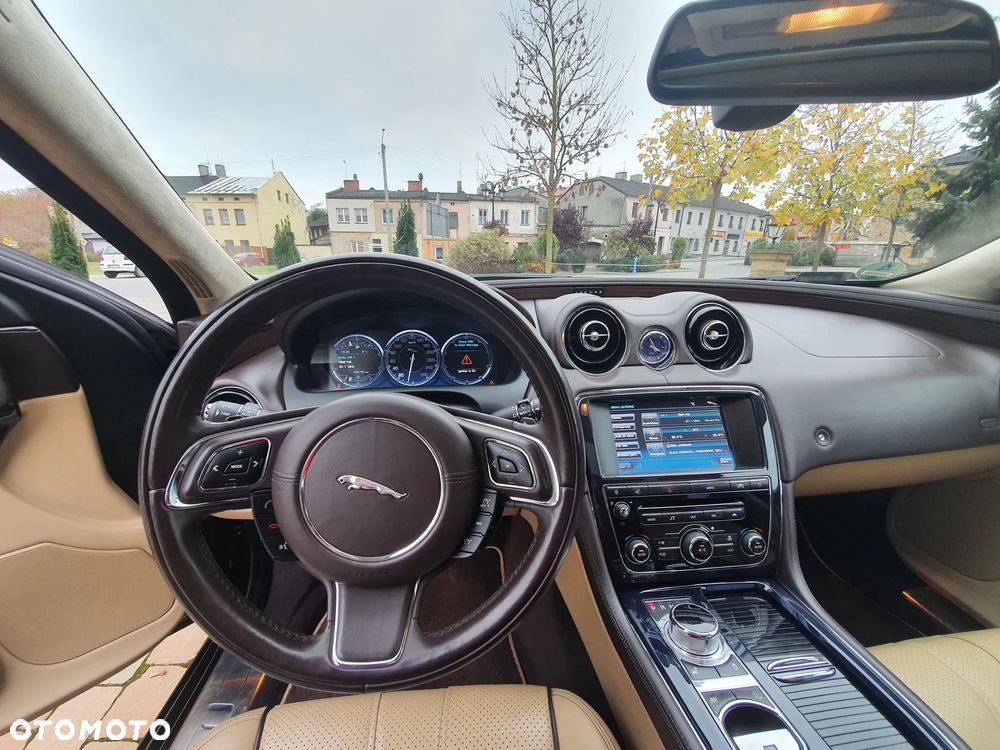 Jaguar XJ 3.0 V6 S Portfolio - 4