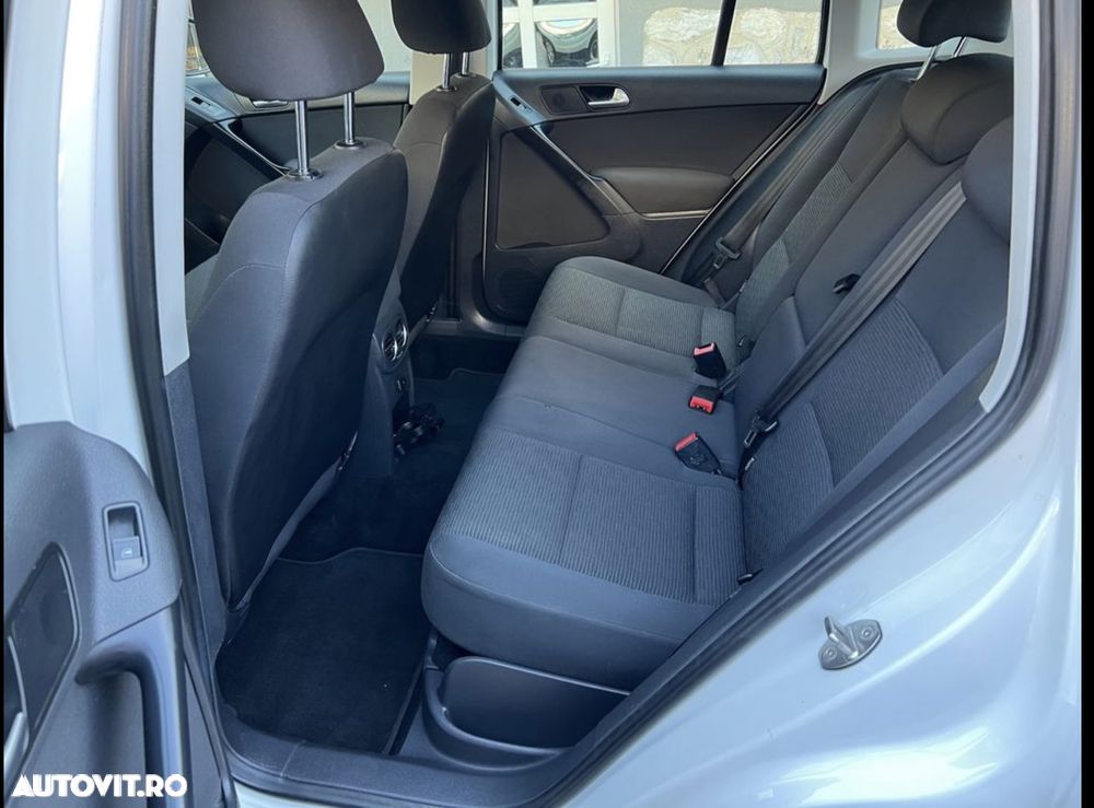 Volkswagen Tiguan 2.0 TDI DPF BlueMotion Technology Trend & Fun - 10