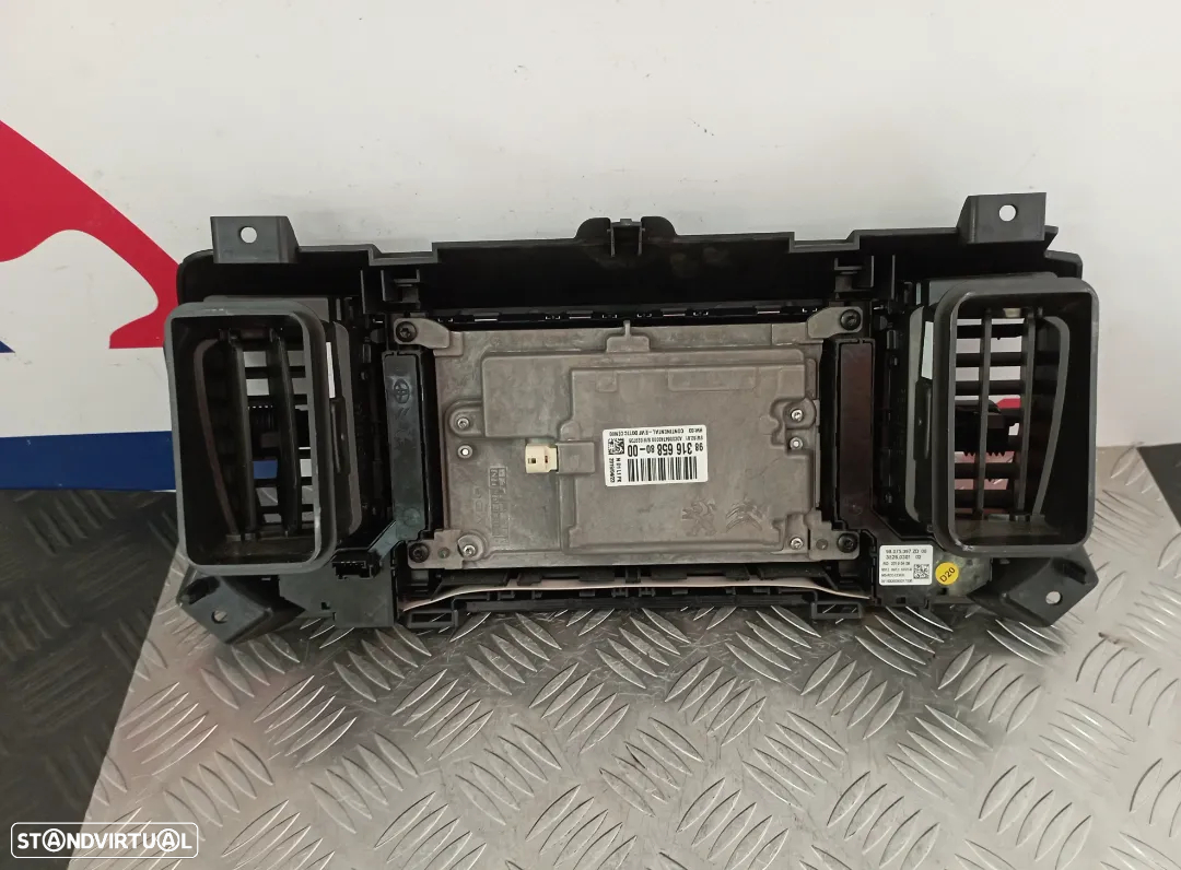 Display Navegação GPS Citroen Jumpy / Peugeot Expert 2020 Ref. 9831665880 - 2