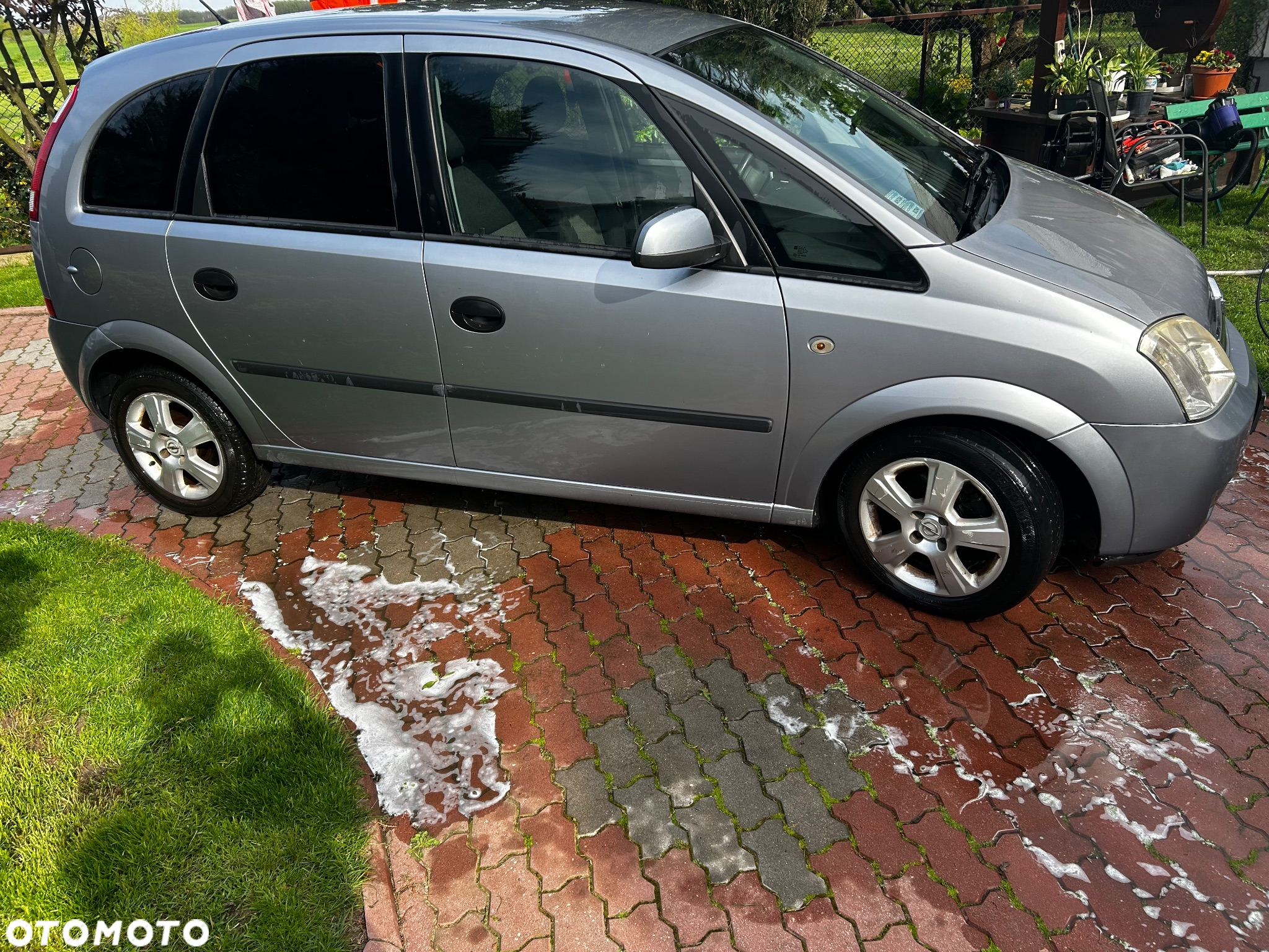 Opel Meriva 1.6 16V Essentia - 2