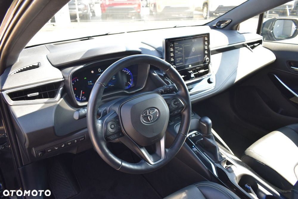 Toyota Corolla - 14