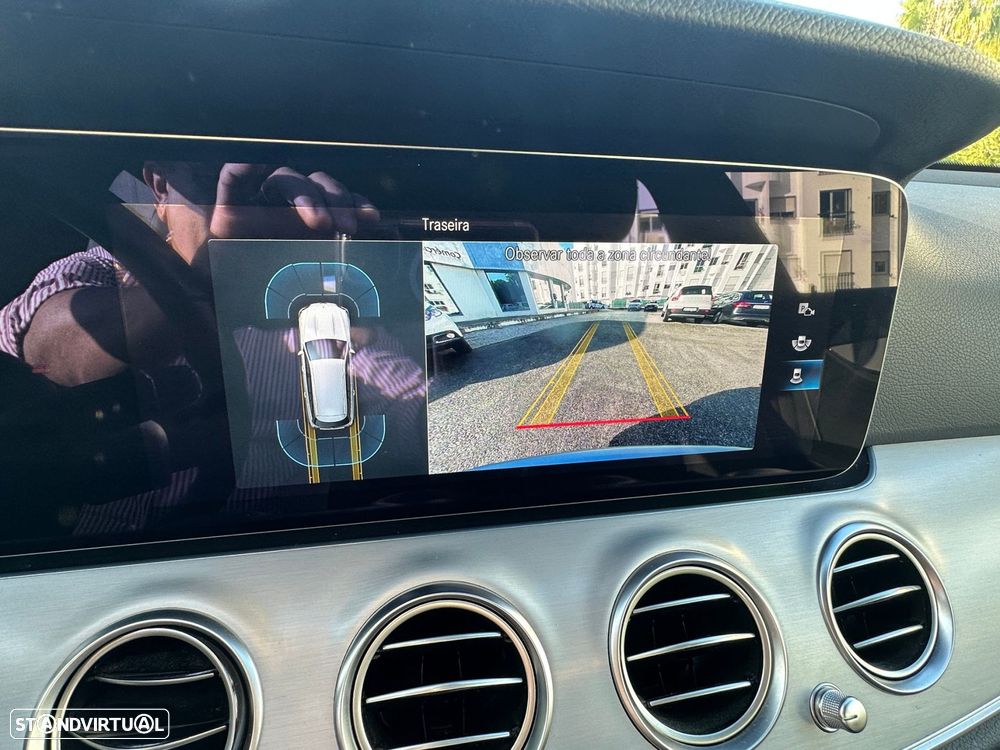 Mercedes-Benz E 300 de Avantgarde - 24