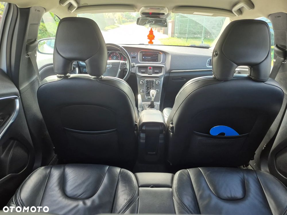 Volvo V40 D2 You - 25