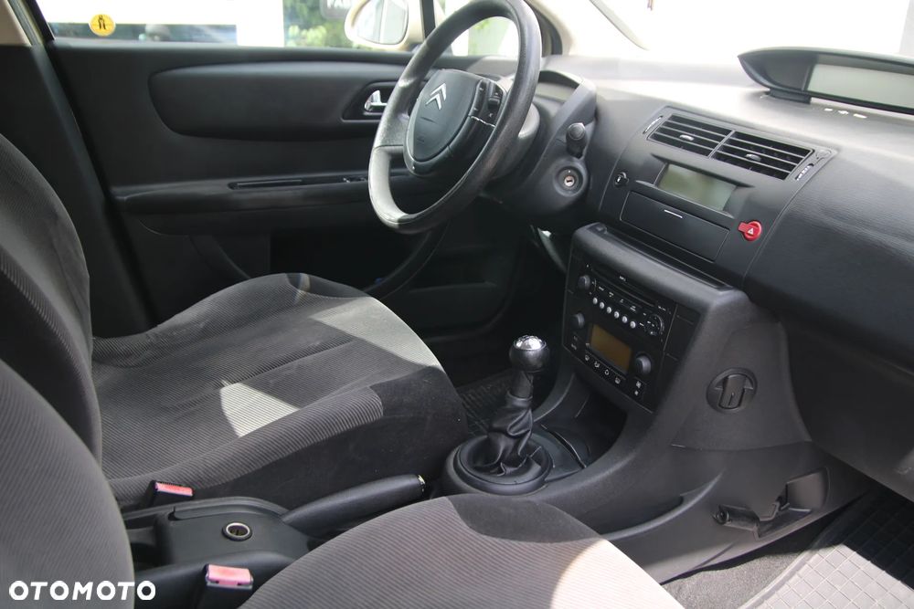 Citroën C4 1.6 16V Impress - 11