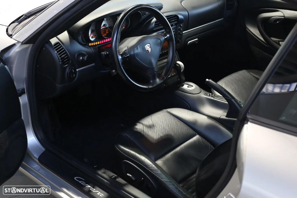 Porsche 911 (996) - 12