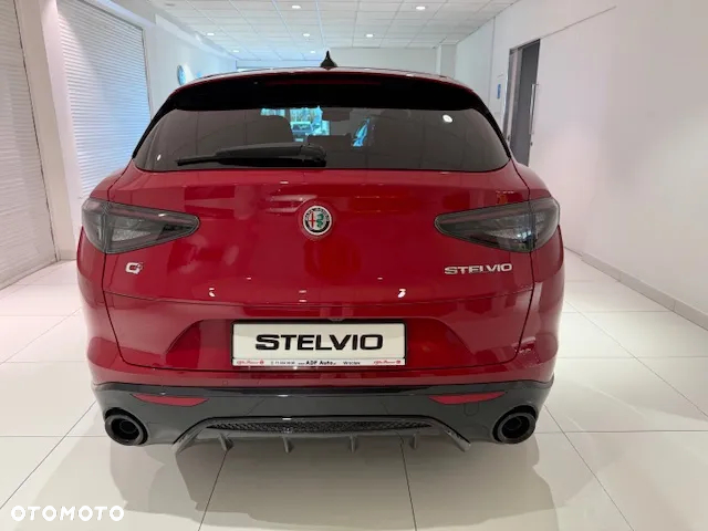 Alfa Romeo Stelvio 2.0 Turbo Veloce Q4 - 3