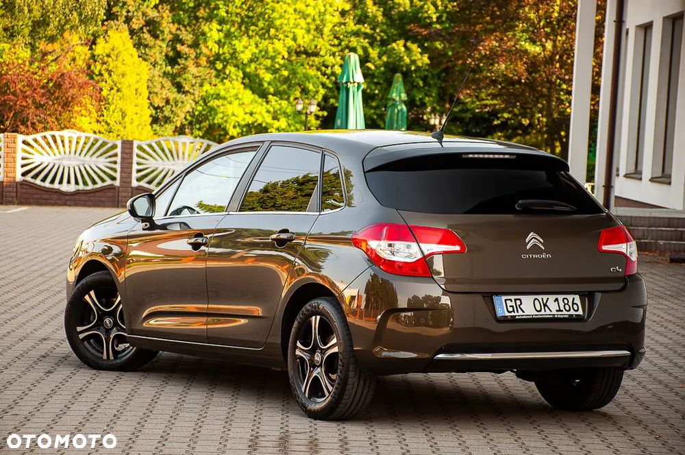Citroën C4 VTi 120 Selection - 16