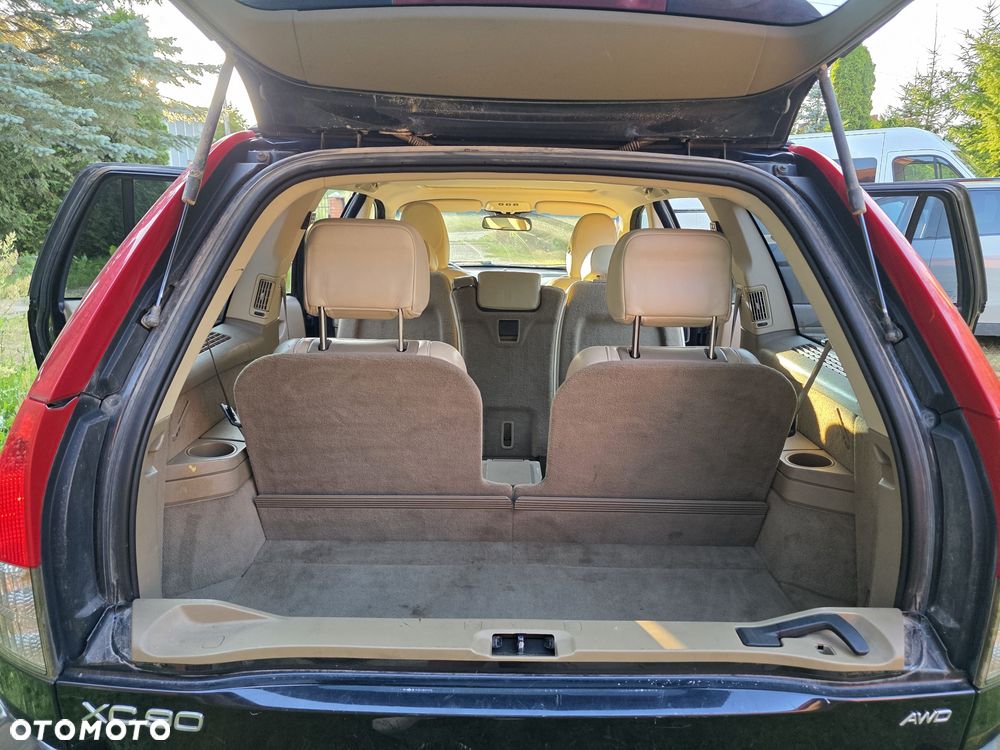 Volvo XC 90 - 8
