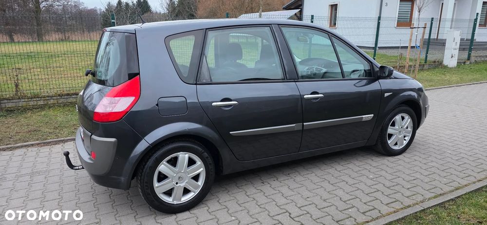 Renault Scenic - 12