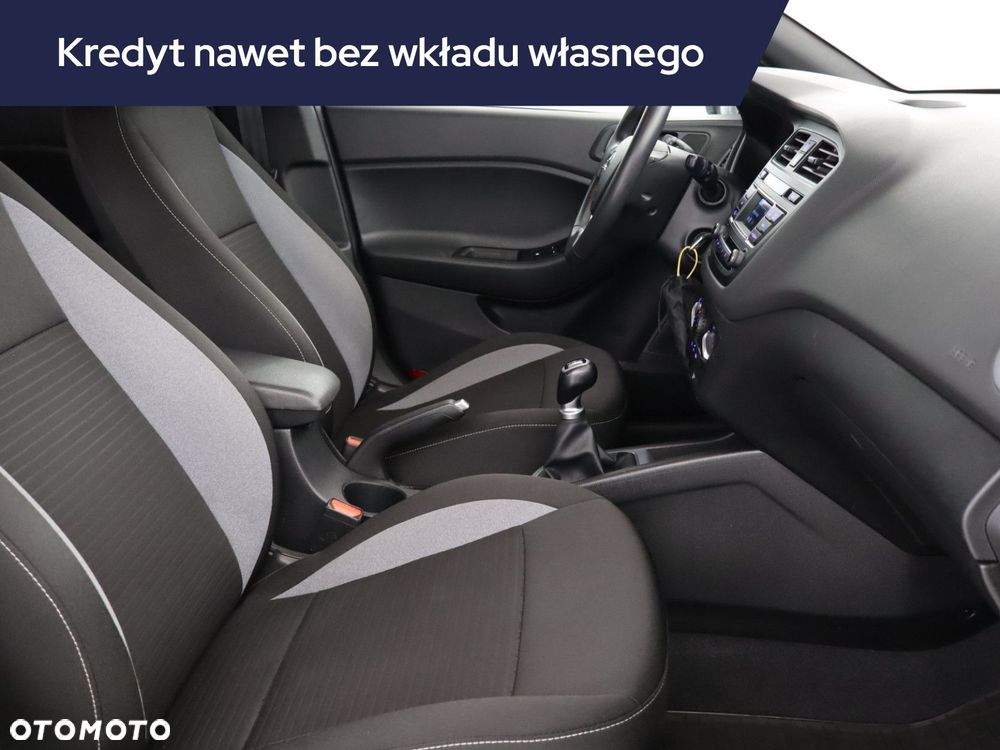 Hyundai i20 - 11
