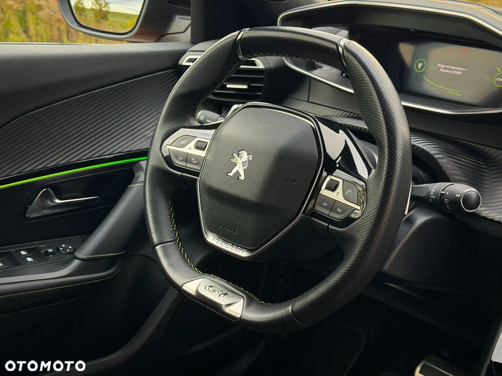 Peugeot 2008 1.2 PureTech GT S&S EAT8 - 27