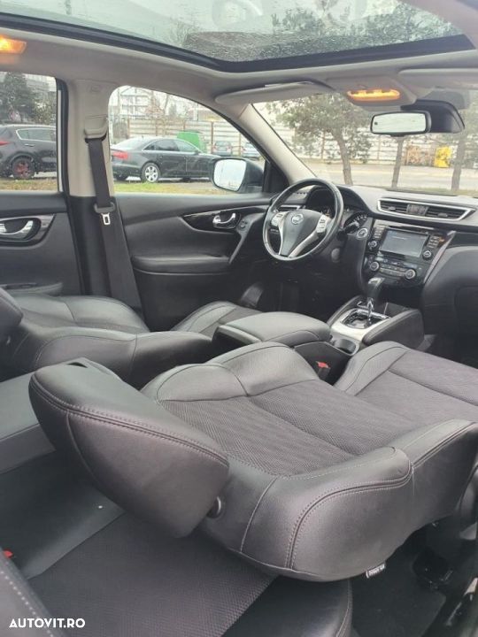 Nissan Qashqai 1.6 DCI Xtronic TEKNA+ - 6