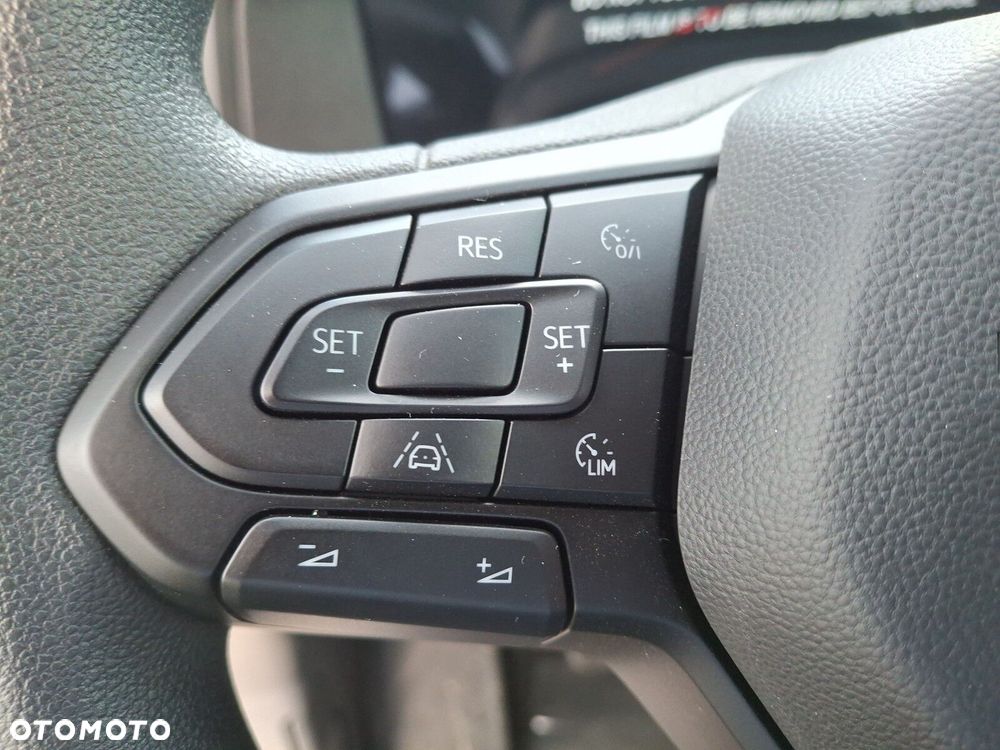 Volkswagen Transporter Furgon Plus 2.0 TDI 150 KM manual r. o. 3500 mm - 36