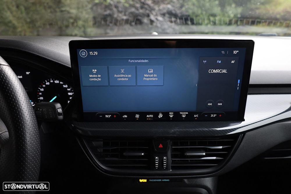 Ford Focus 1.0 EcoBoost MHEV ST-Line - 27