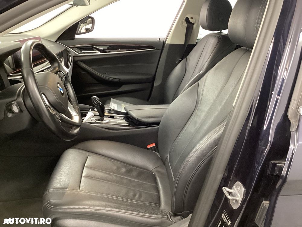 BMW Seria 5 520d AT - 15
