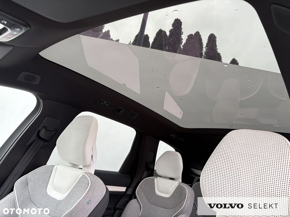 Volvo EX90 - 15