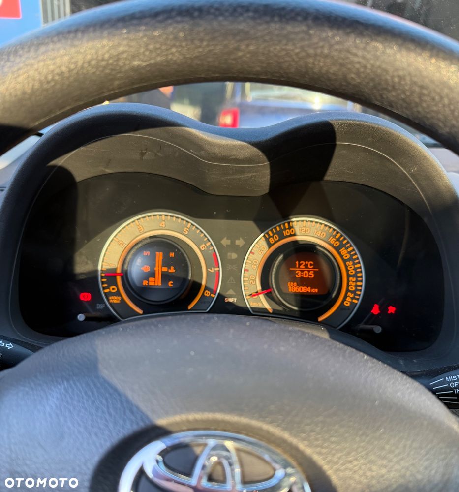 Toyota Corolla 1.4 VVT-i Luna - 3