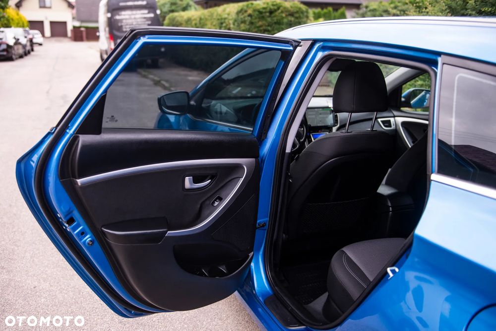 Hyundai i30 1.6 GDI Style - 29