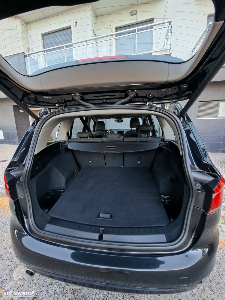 BMW 216 Gran Tourer - 16