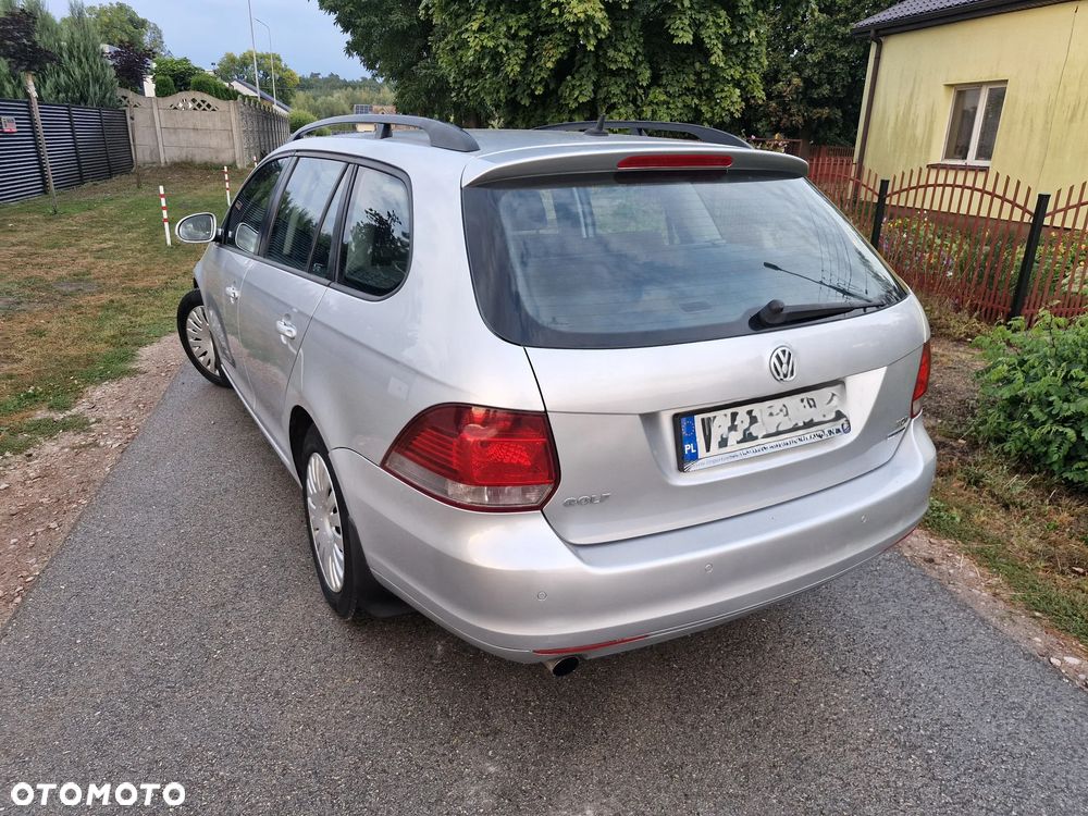 Volkswagen Golf VI 1.6 TDI Comfortline - 6