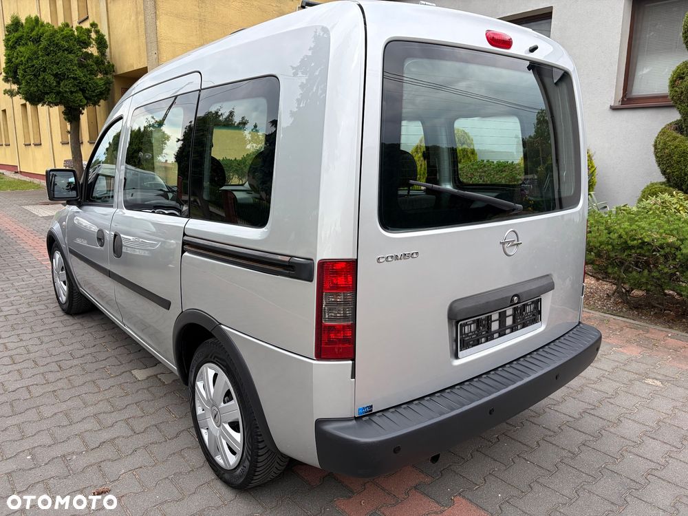 Opel Combo Tour Color Edition - 8