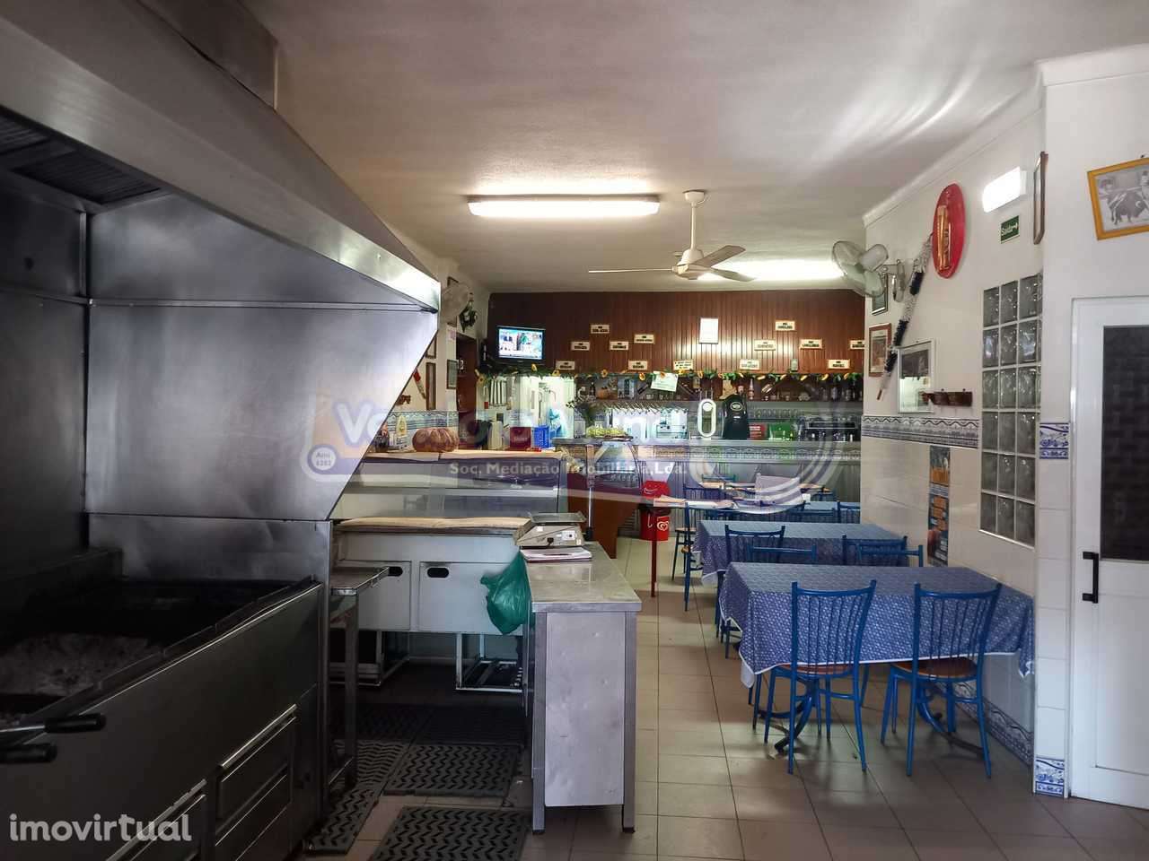 Churrasqueira em Benavente para trespasse (B462) - Grande imagem: 2/17