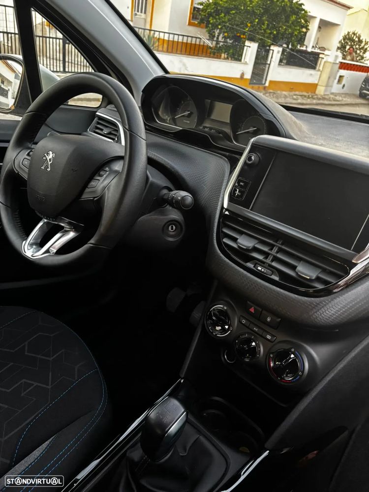 Peugeot 2008 - 5