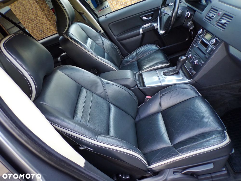 Volvo XC 90 D5 Ocean Race - 24