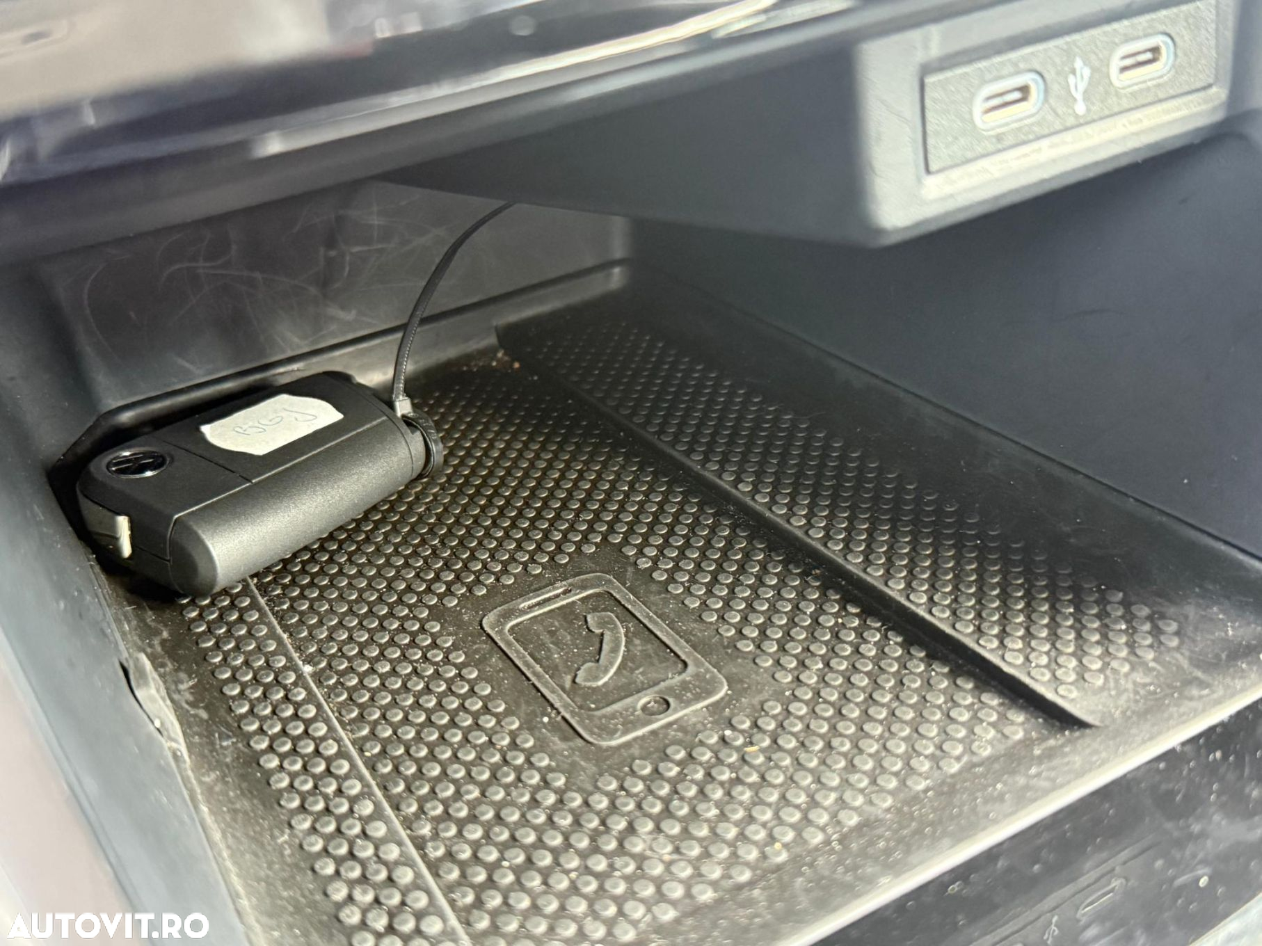 Volkswagen T-Cross - 26