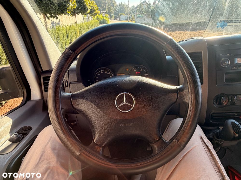 Mercedes-Benz Sprinter - 17
