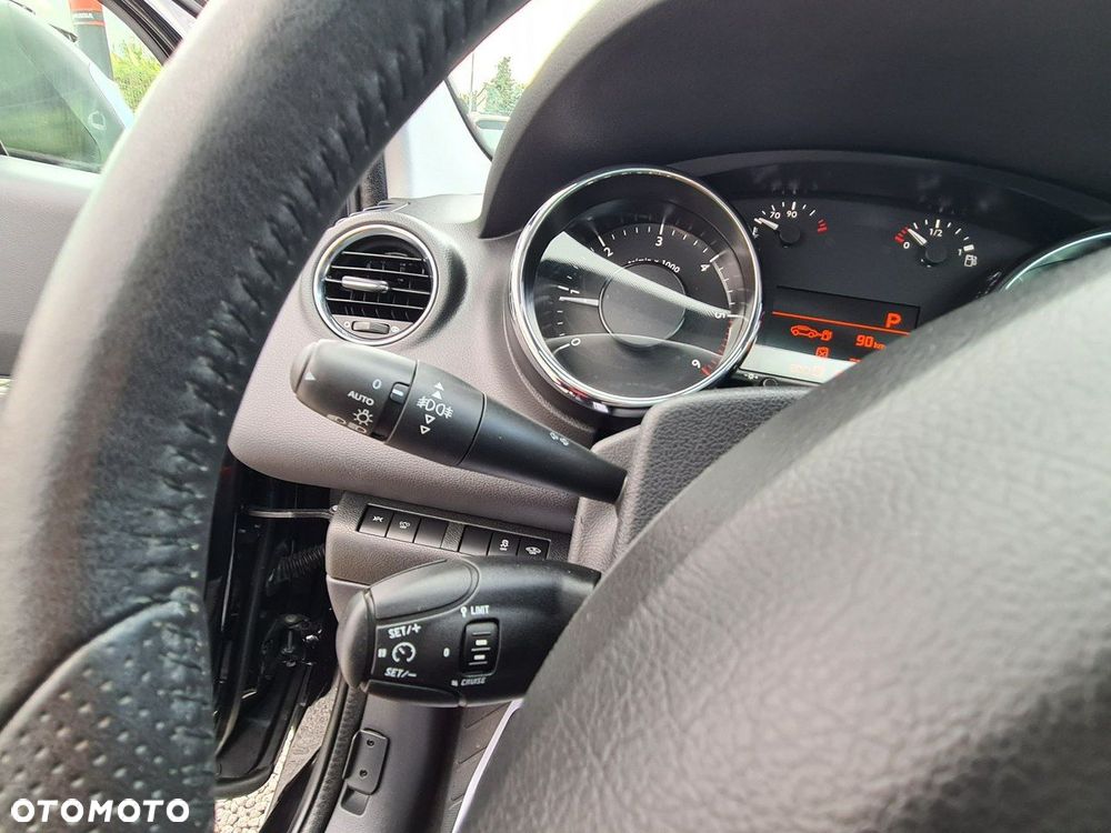 Peugeot 3008 1.6 BlueHDi Allure S&S EAT6 - 18