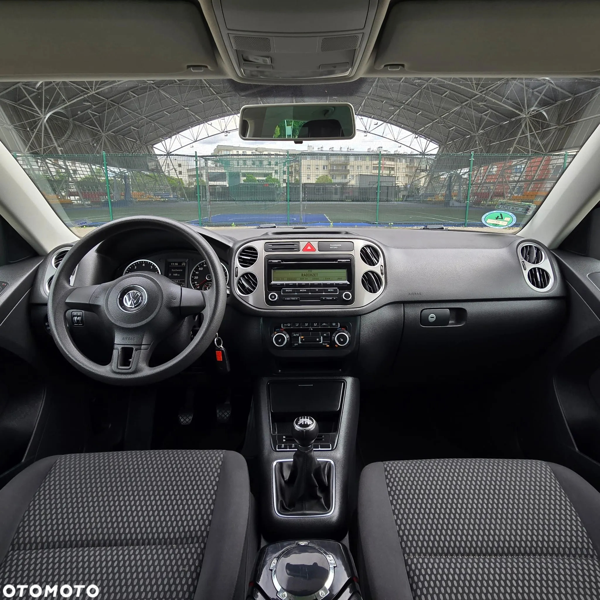 Volkswagen Tiguan - 32
