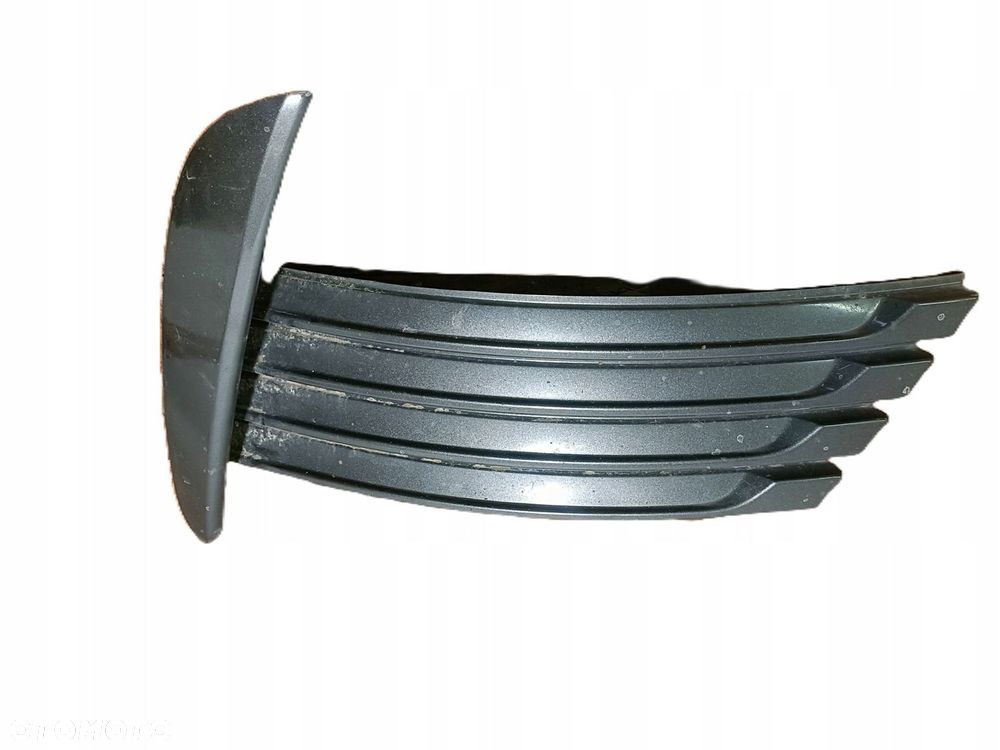 TOYOTA COROLLA E16 LIFT 16-19 r. KRATKA zderzaka przód PRAWA bez halogenu - 1