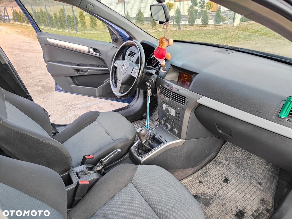 Opel Astra 1.9 CDTI Enjoy - 13