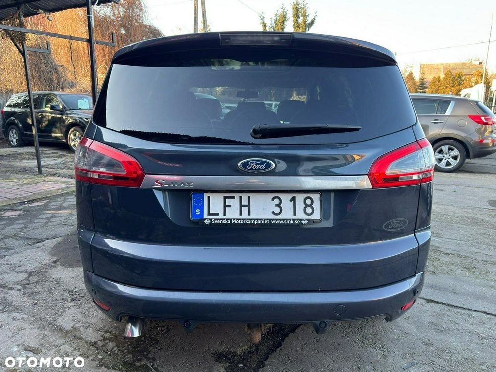 Ford S-Max - 17