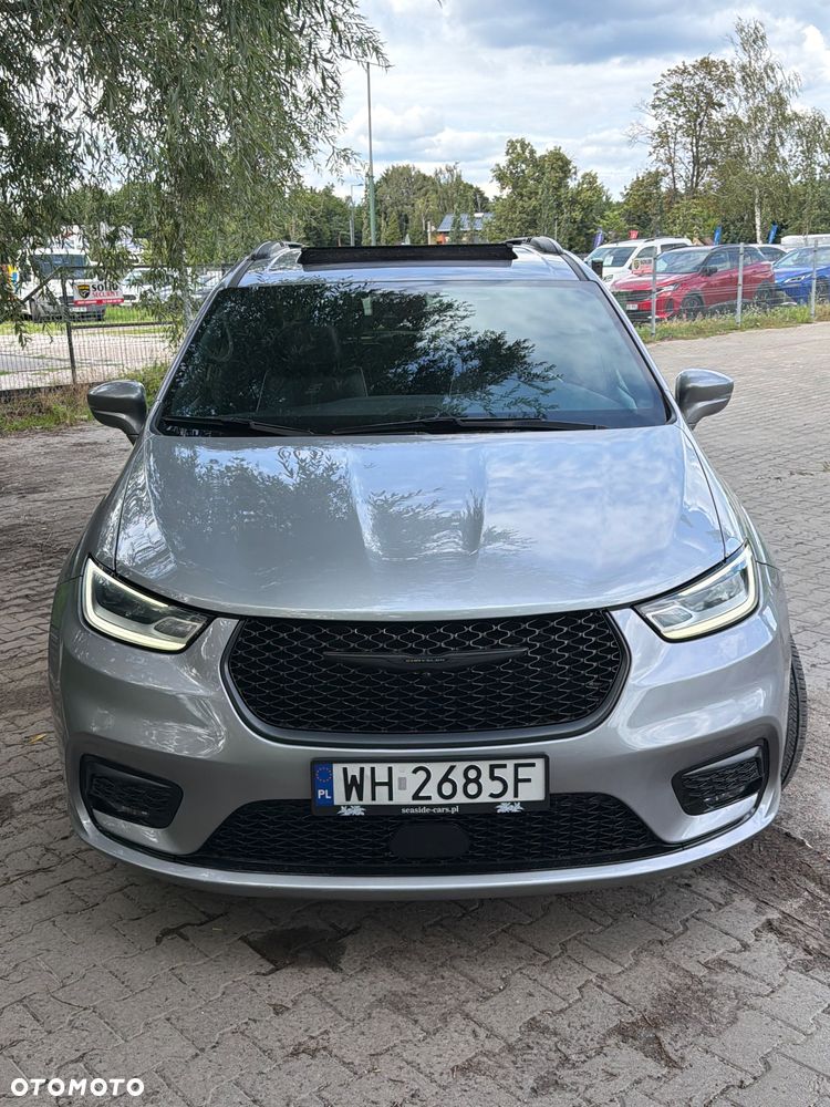 Chrysler Pacifica - 6