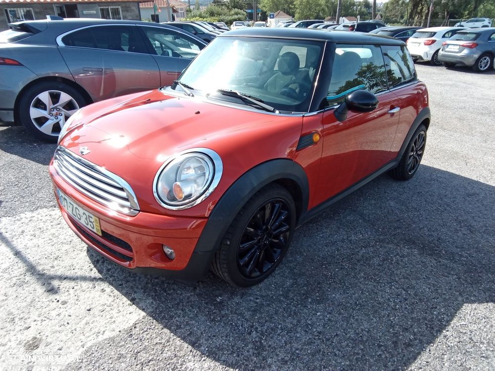 MINI 3 Portas Cooper D - 3