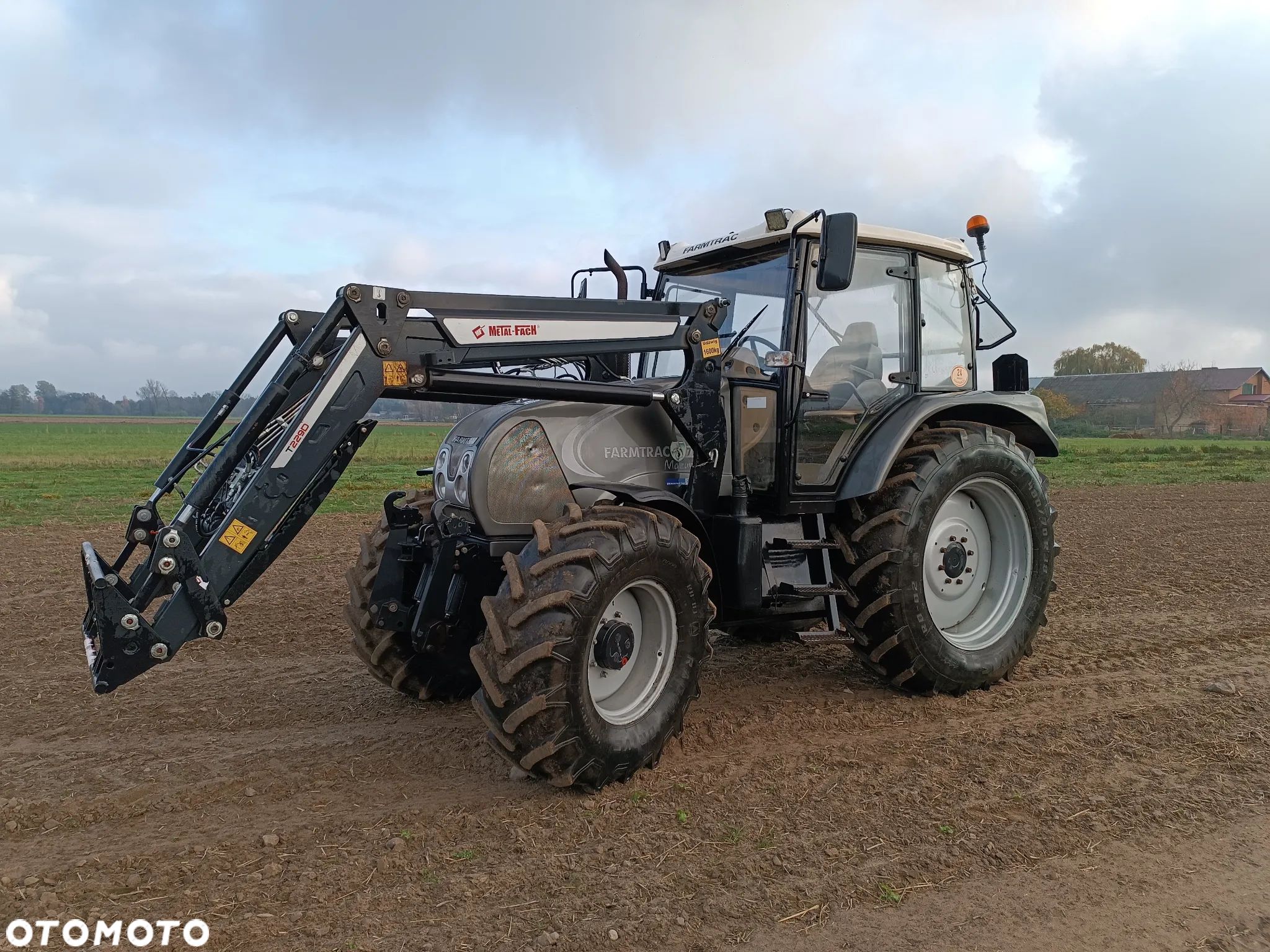 Farmtrac 7110dt Mazur - 1