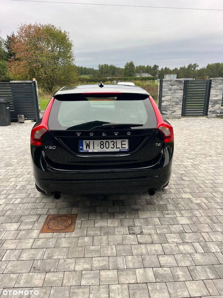 Volvo V60 - 8