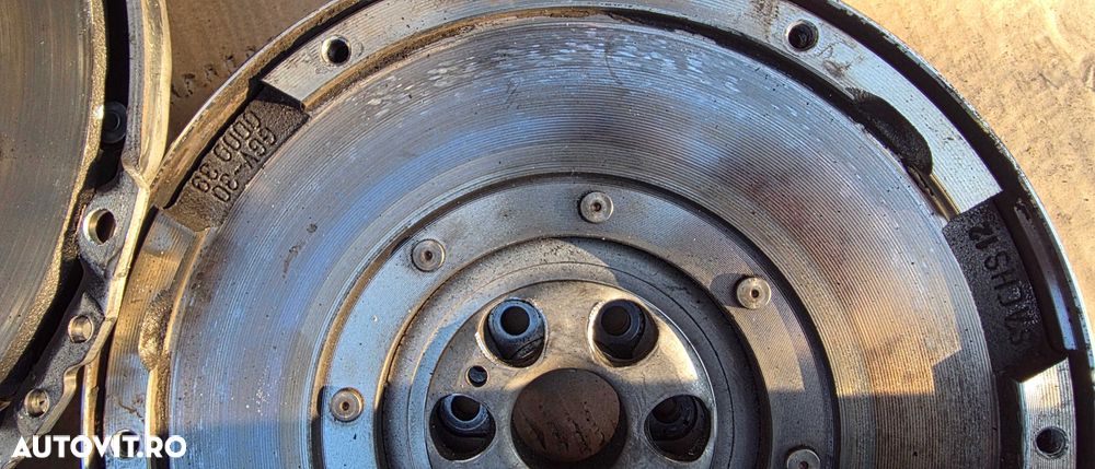 Volanta cu set ambreiaj Mazda 3 BK 1.6 TDCI 2005 2006 / 2007 2008 - 4